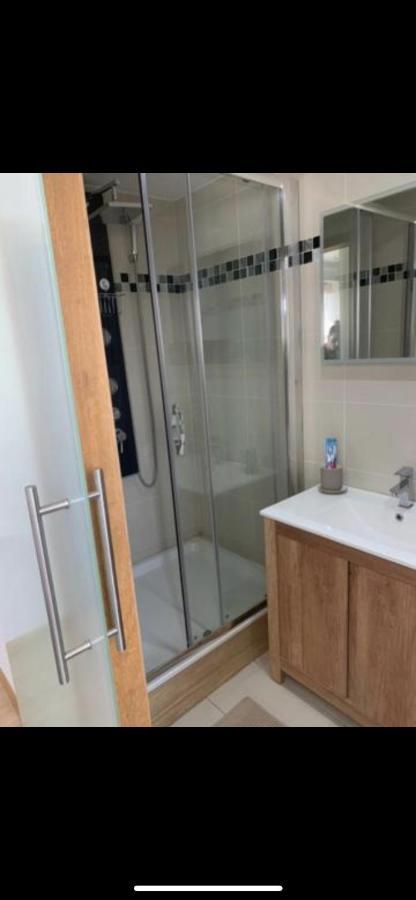 Apartmán Louise Brusel Exteriér fotografie
